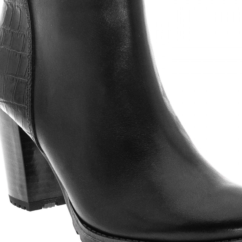 Caprice moteriški aulinukai