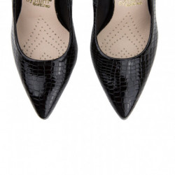 Nicolo Ferretti moteriški bateliai