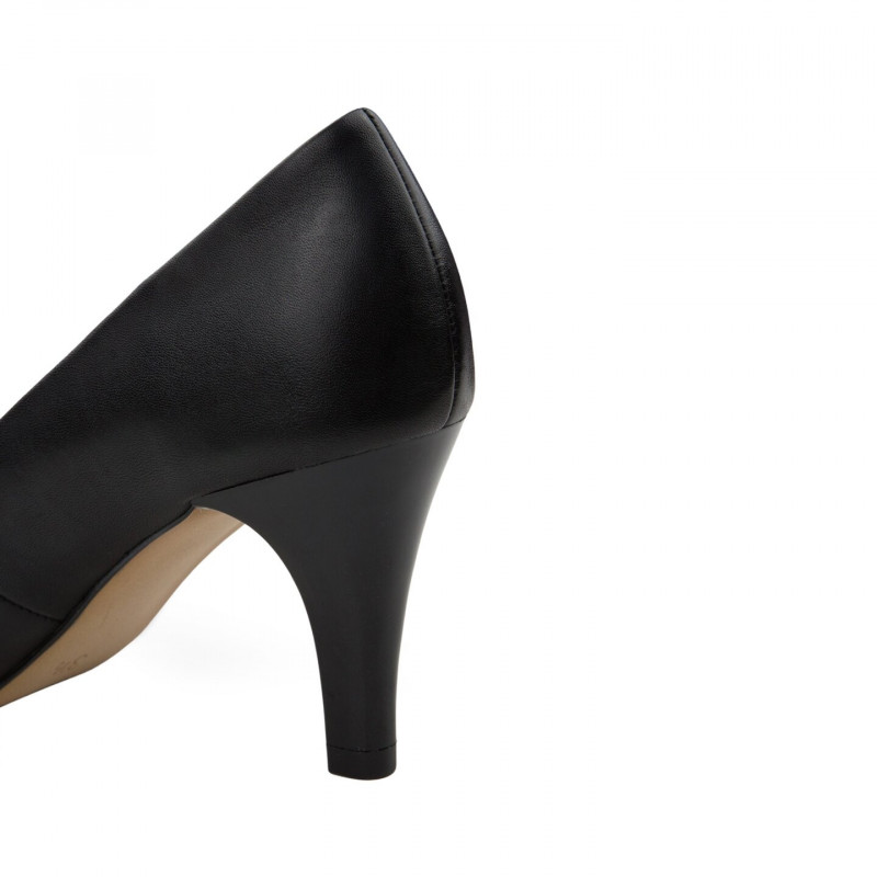 Caprice moteriški bateliai