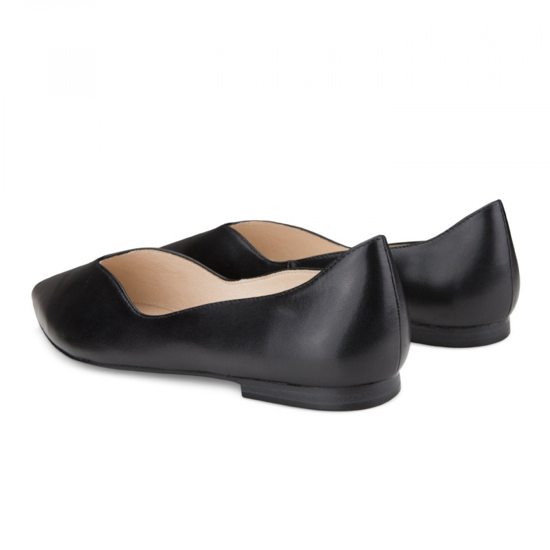 Caprice moteriški bateliai