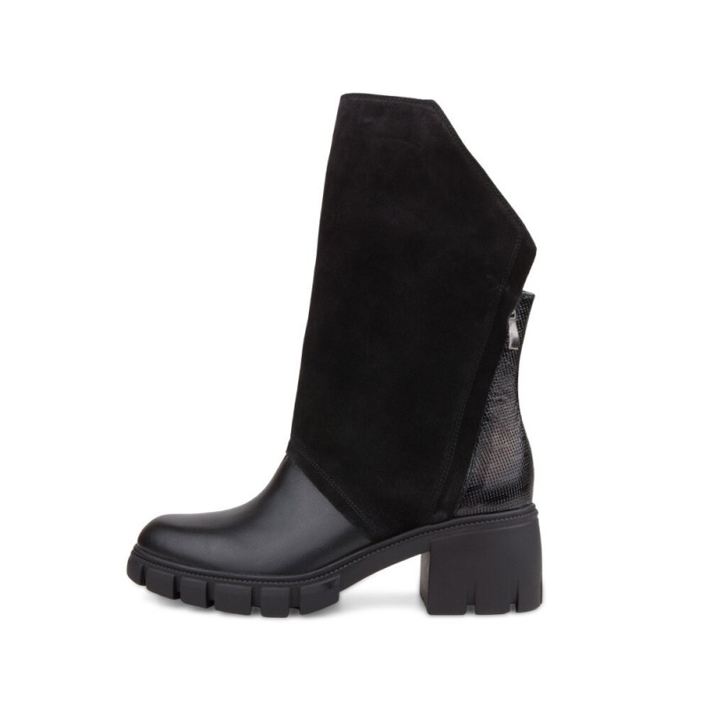 Nicolo Ferretti moteriški aulinukai