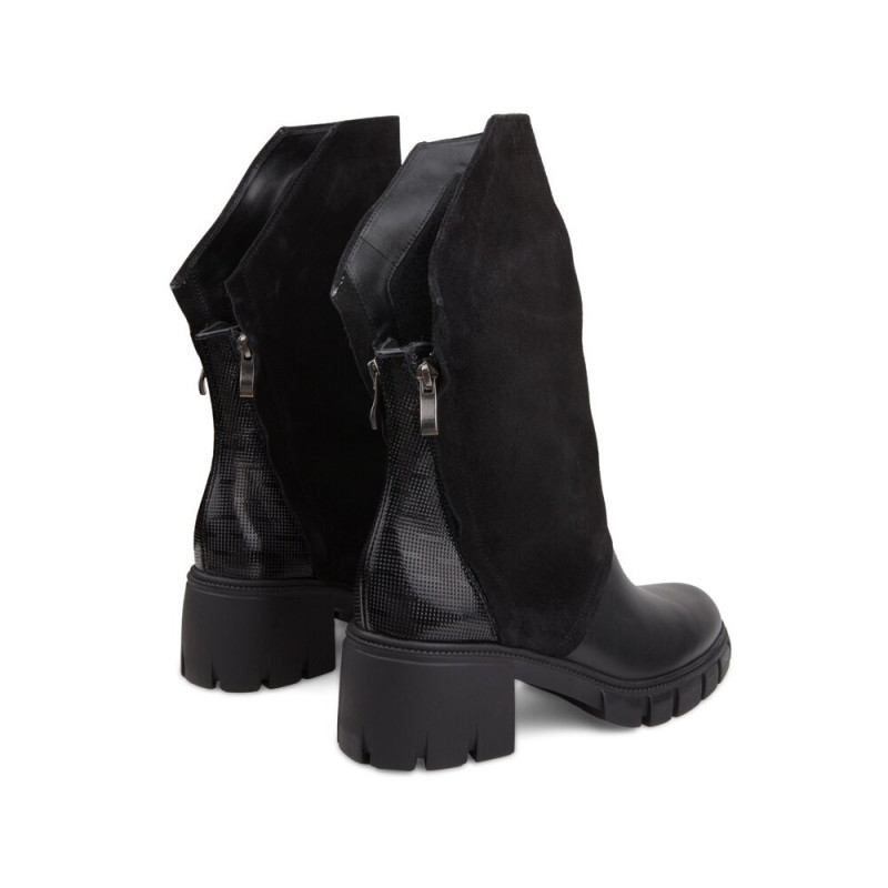 Nicolo Ferretti moteriški aulinukai