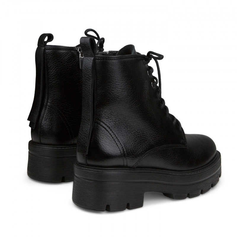 Nicolo Ferretti moteriški aulinukai