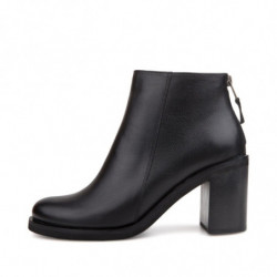 Nicolo Ferretti moteriški aulinukai