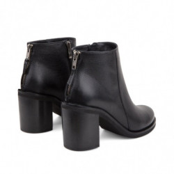 Nicolo Ferretti moteriški aulinukai