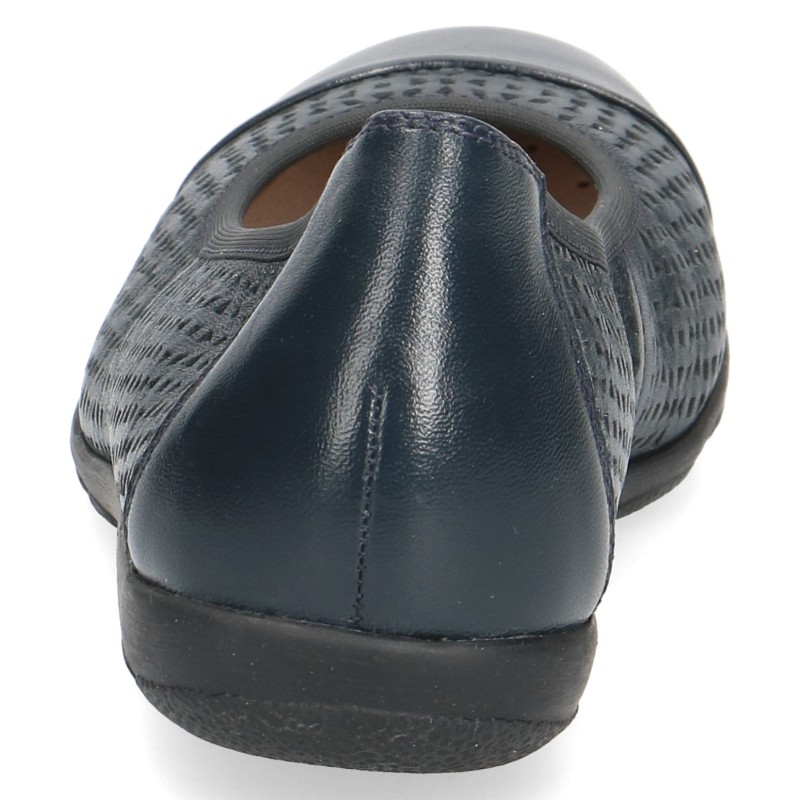 Caprice moteriški bateliai