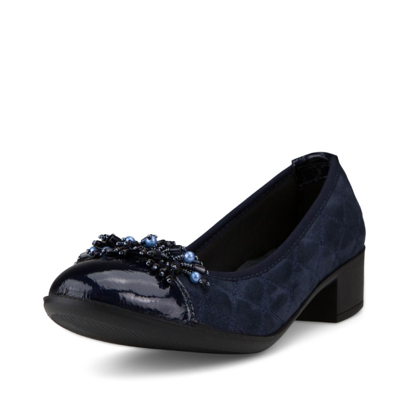 Imac moteriški bateliai