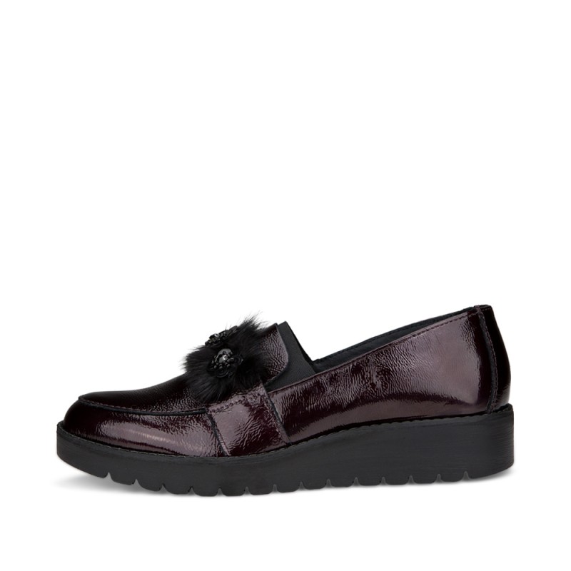 Imac moteriški bateliai