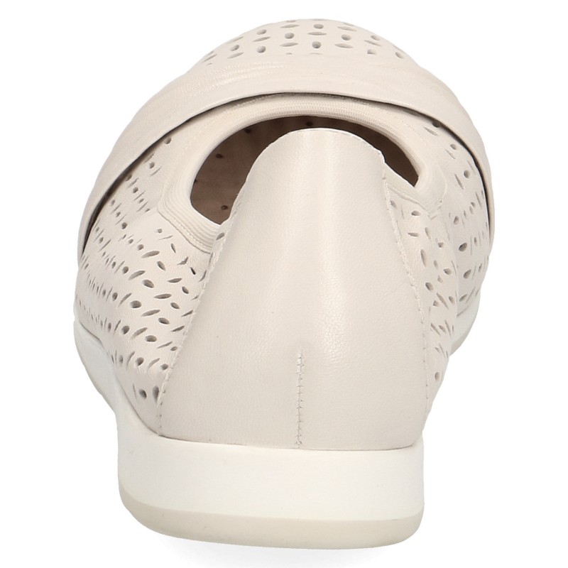 Caprice moteriški bateliai