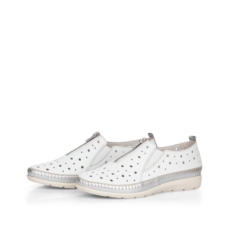 Remonte moteriški bateliai