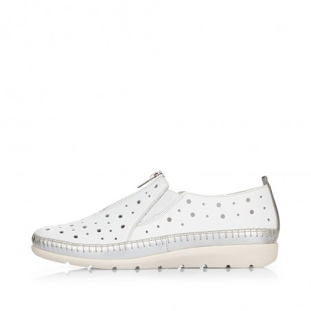 Remonte moteriški bateliai