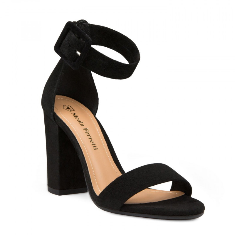 Nicolo Ferretti moteriškos basutės