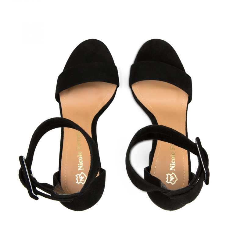 Nicolo Ferretti moteriškos basutės