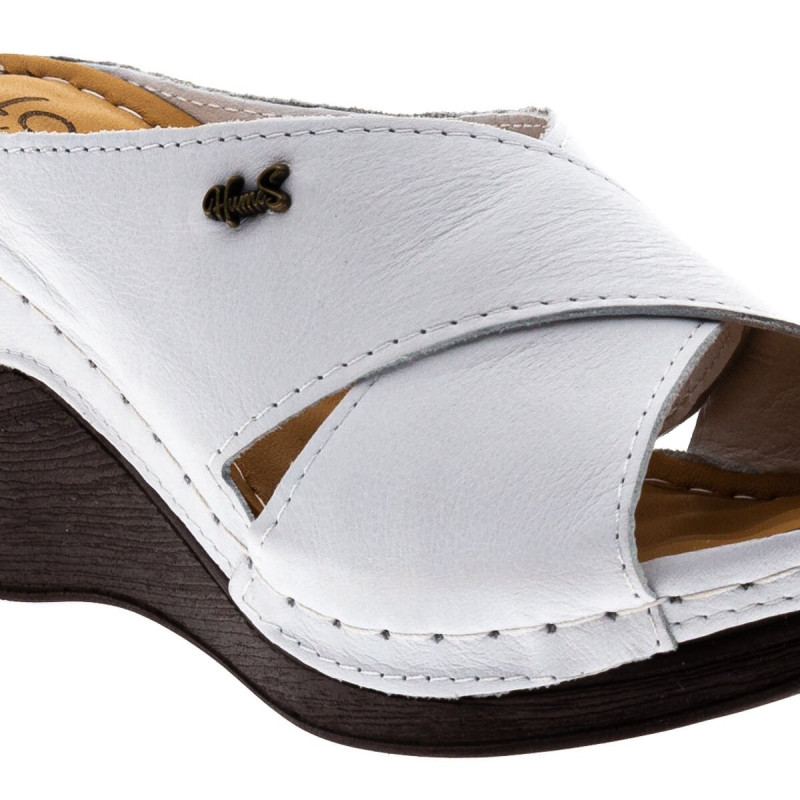 Loretta Vitale moteriškos įspirtukės