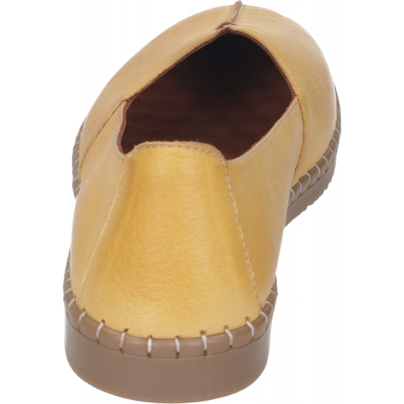 Polking moteriški bateliai