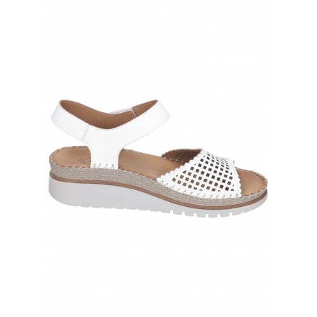 Polking moteriškos basutės