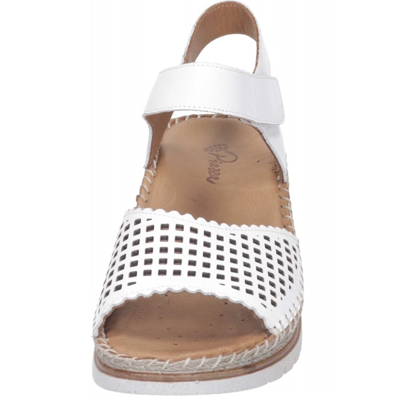 Polking moteriškos basutės