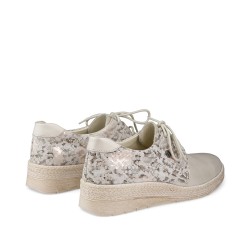 RV moteriški bateliai