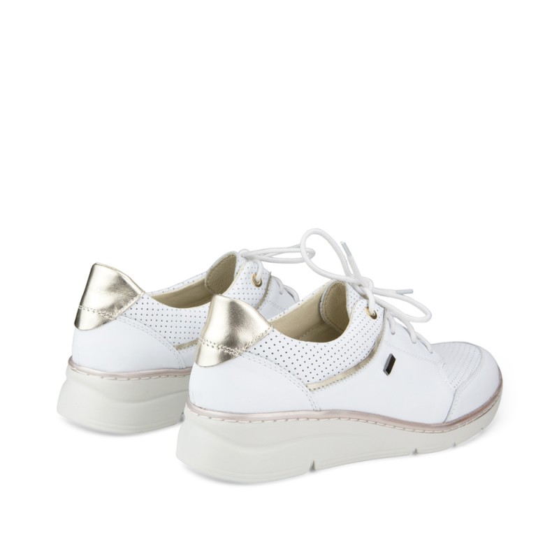 RV moteriški bateliai