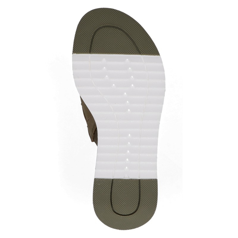 Caprice moteriškos įspirtukės