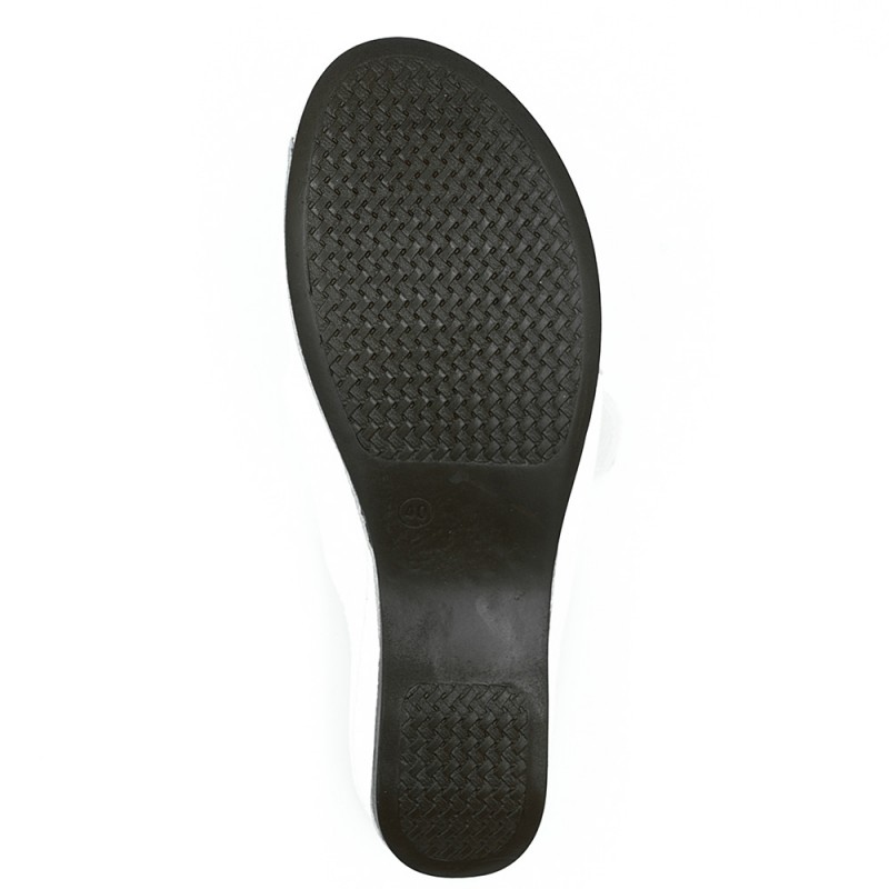 Loretta Vitalle moteriškos įspirtukės