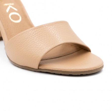 Rylko moteriškos basutės