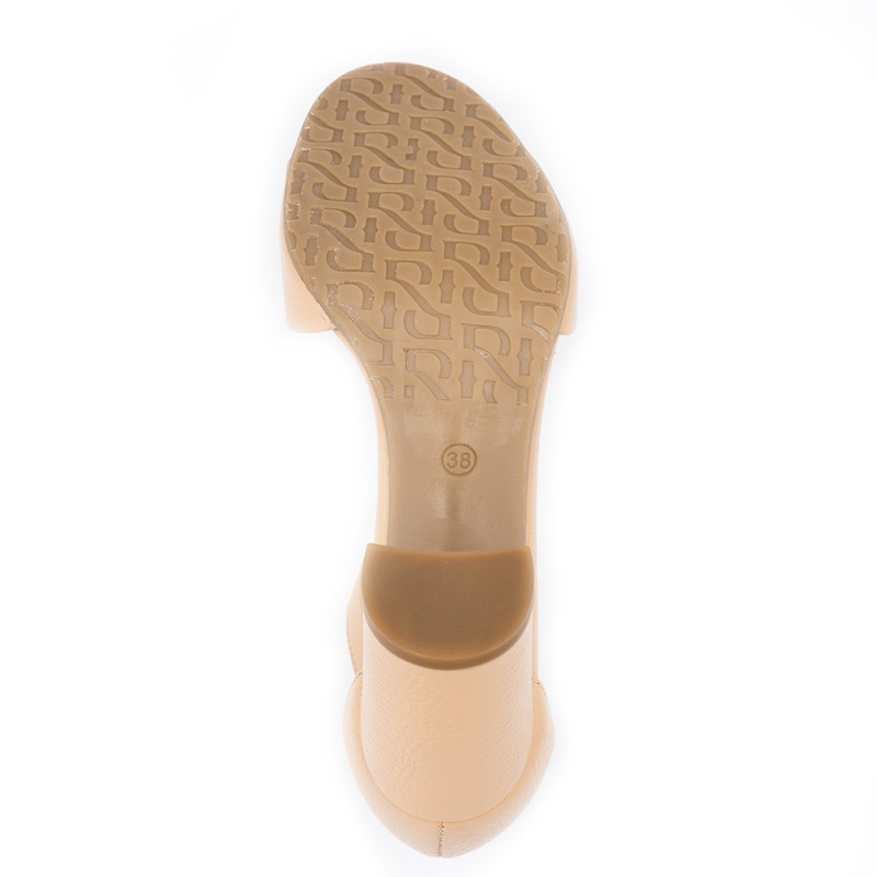 Rylko moteriškos basutės