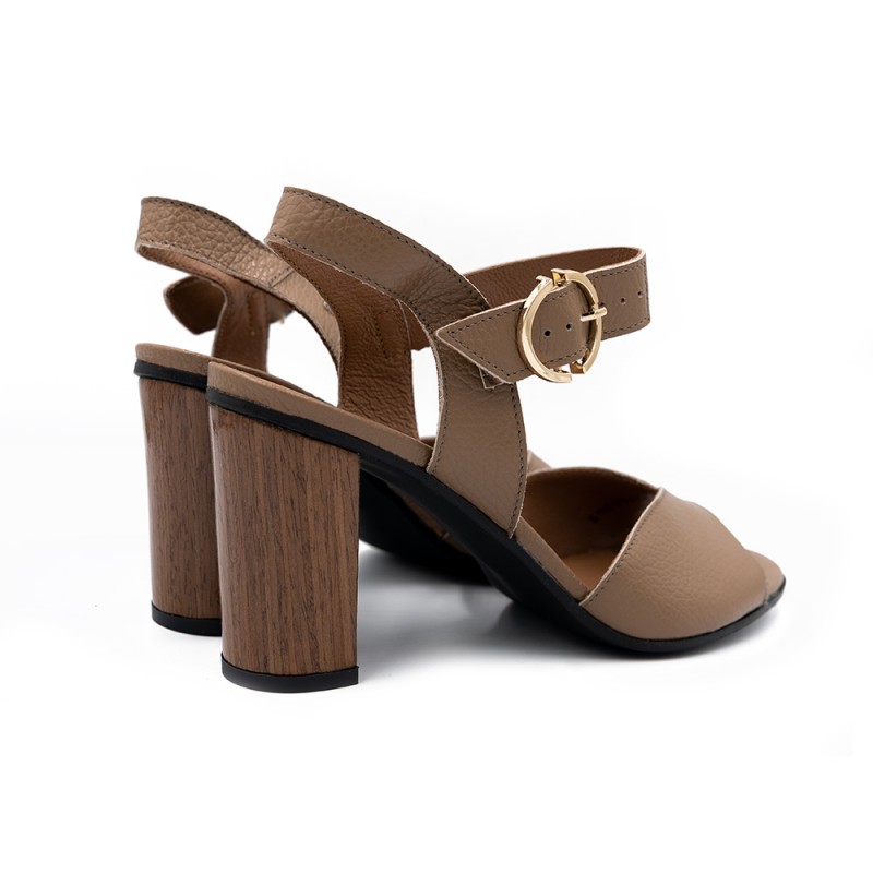 Rylko moteriškos basutės