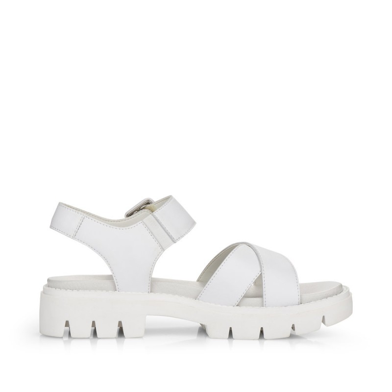 Remonte moteriškos basutės