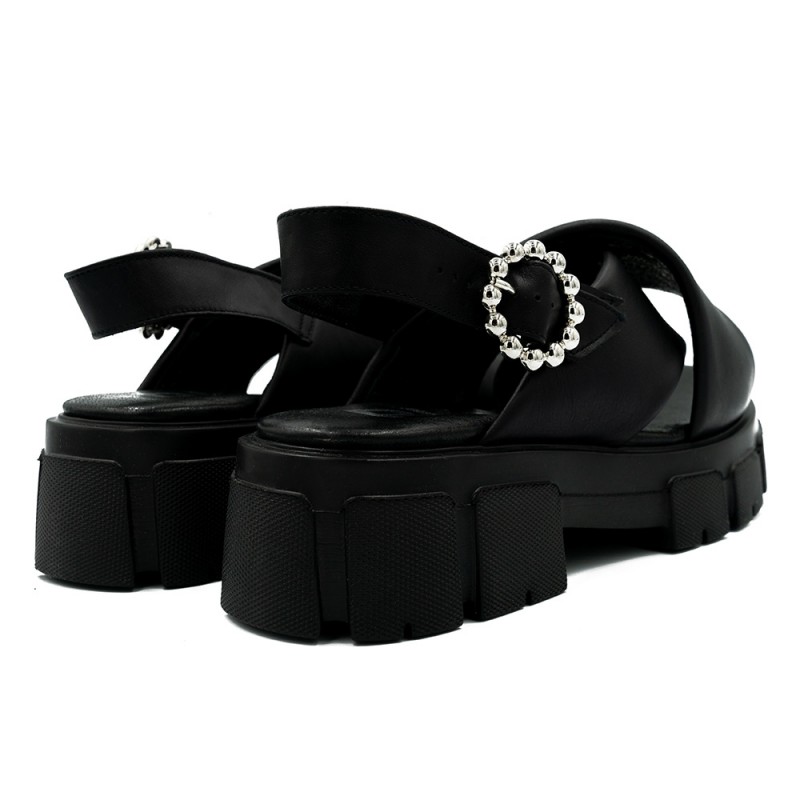 Rylko moteriškos basutės