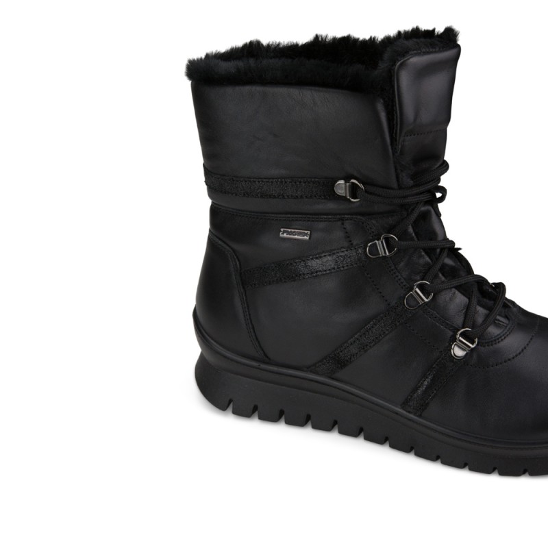 Imac moteriški aulinukai