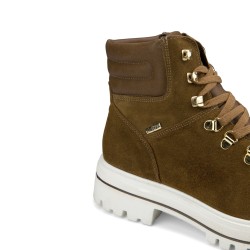 Imac moteriški aulinukai