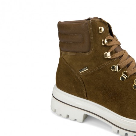 Imac moteriški aulinukai