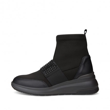 Imac moteriški aulinukai