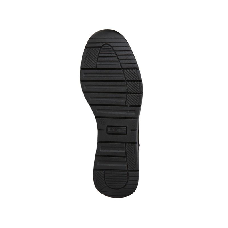 Imac moteriški aulinukai