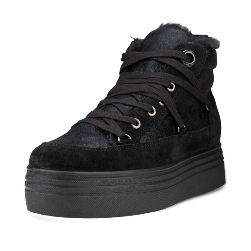 Imac moteriški aulinukai