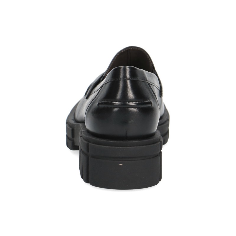 Caprice moteriški bateliai