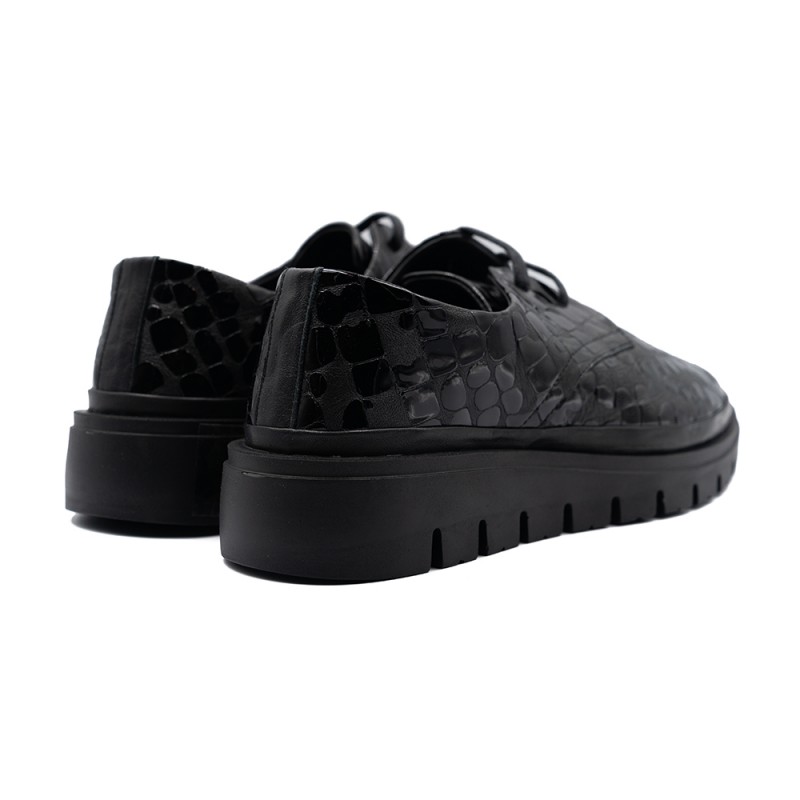 Polking moteriški bateliai