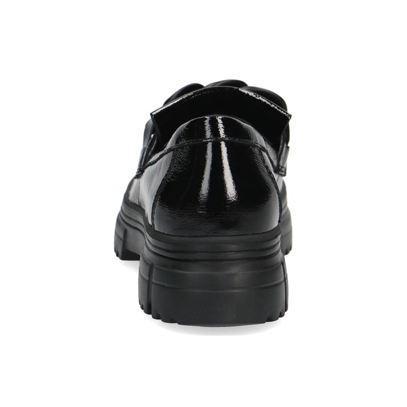 Caprice moteriški bateliai