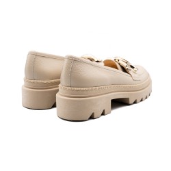 Nicolo Ferretti moteriški bateliai