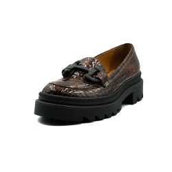 Nicolo Ferretti moteriški bateliai