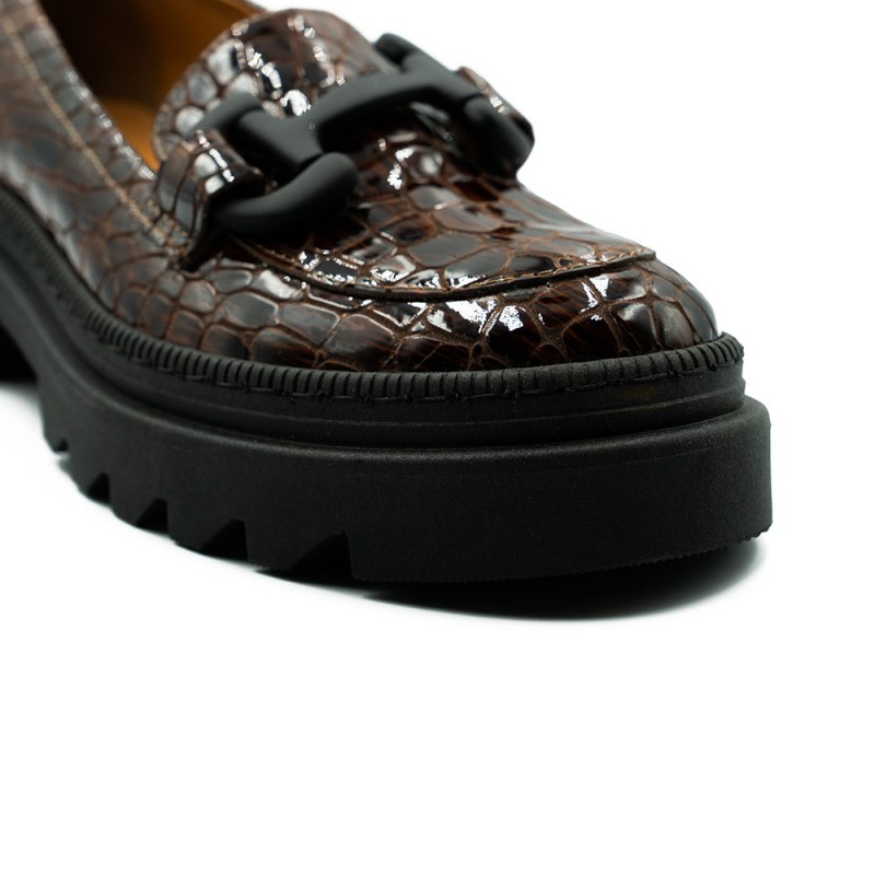 Nicolo Ferretti moteriški bateliai