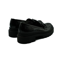 Nicolo Ferretti moteriški bateliai