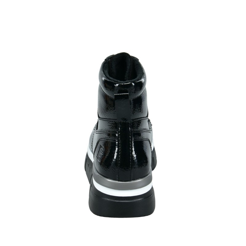 Bugatti moteriški aulinukai