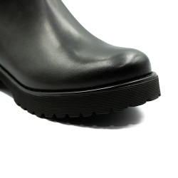 Nicolo Ferretti moteriški ilgaauliai