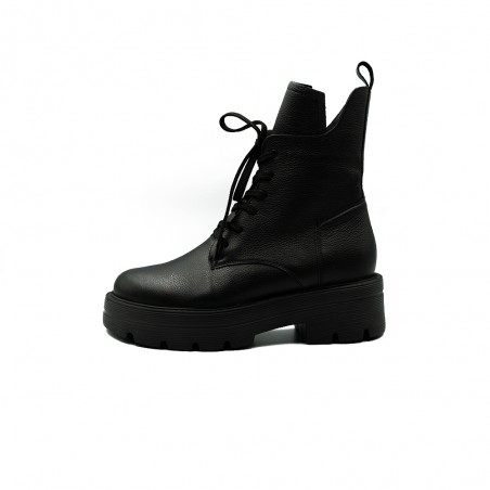 Nicolo Ferretti moteriški aulinukai