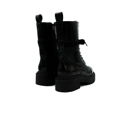 Nicolo Ferretti moteriški aulinukai