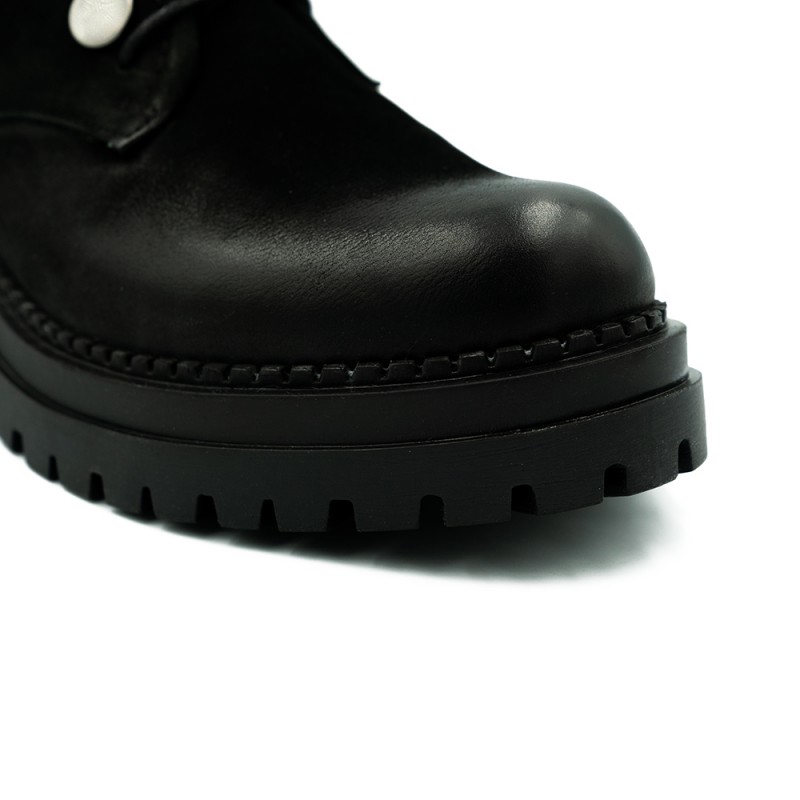 Nicolo Ferretti moteriški aulinukai