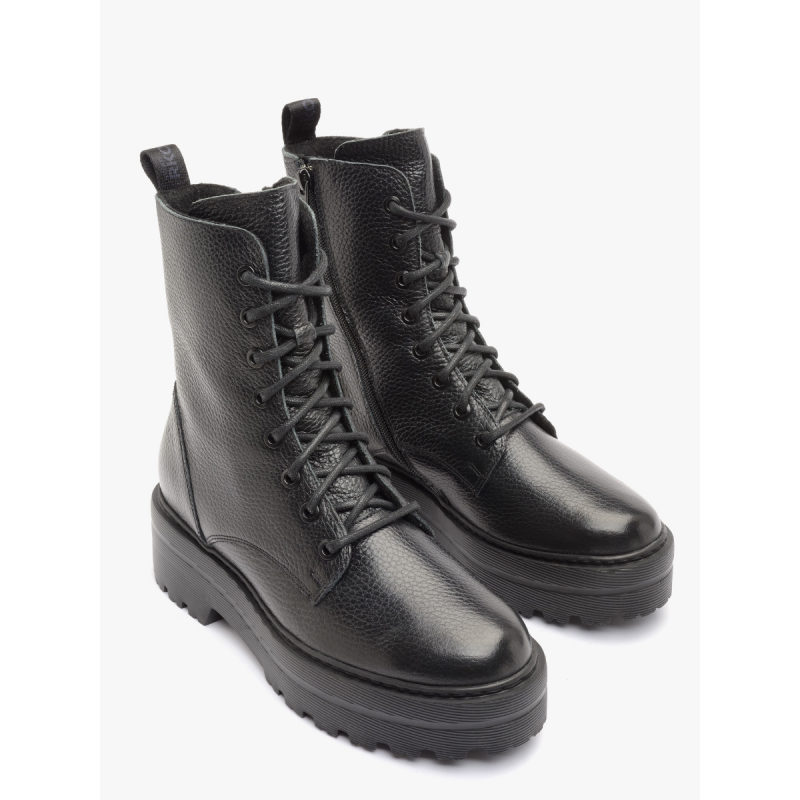 Rylko moteriški aulinukai