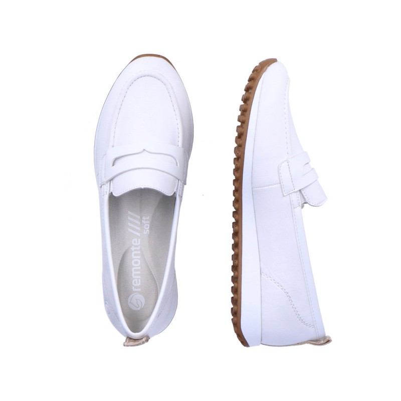 Remonte moteriški bateliai